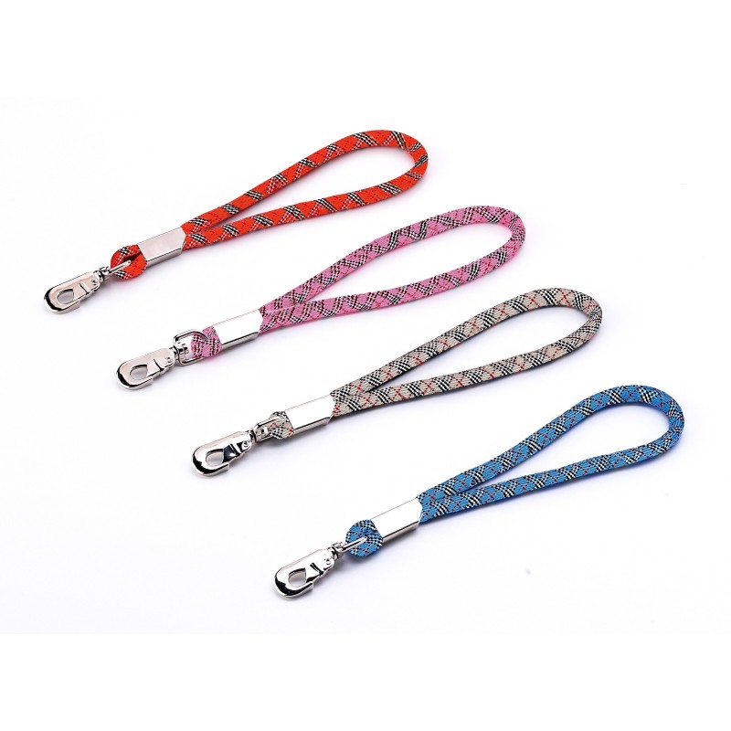 EMPUÑADURA NYLON REDONDA 40cm X 1,3cm
