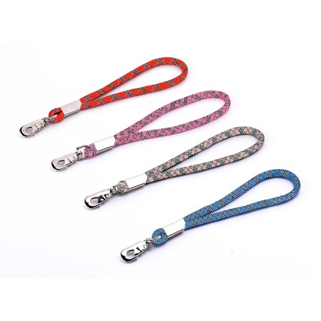 EMPUÑADURA NYLON REDONDA 40cm X 1,3cm