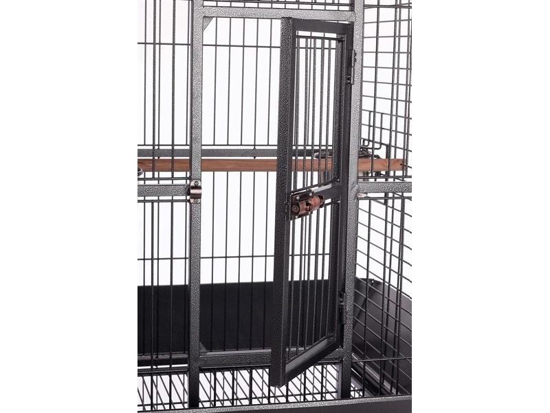 JAULA TUCAN 61'5 X 56'5 X 168 CM.